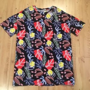 Zara Trafaluc Over Sized Womens T shirt Size Small